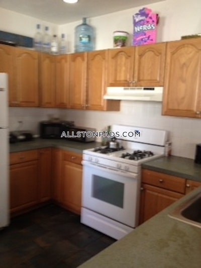 Allston 5 Beds 2 Baths Boston - $6,000