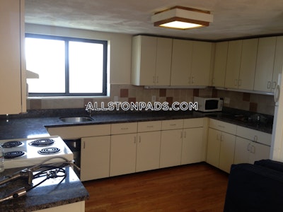 Allston Apartment for rent 3 Bedrooms 2 Baths Boston - $4,400