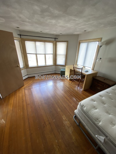 Somerville 4 Bed 1 Bath SOMERVILLE  Davis Square - $3,100