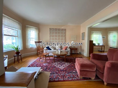 Somerville 6 Beds 2.5 Baths  Tufts - $7,800