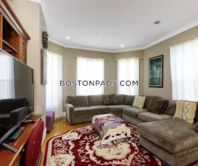 Roxbury Insane 4 Beds 3.5 Baths Boston - $4,800 50% Fee