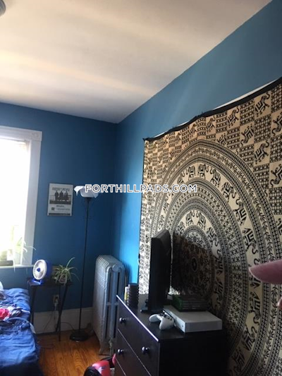 Fort Hill Apartment for rent 4 Bedrooms 1 Bath Boston - $4,400