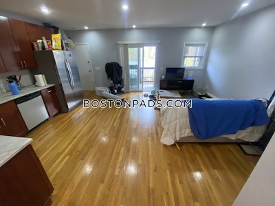 East Boston Apartment for rent 2 Bedrooms 1 Bath Boston - $2,500