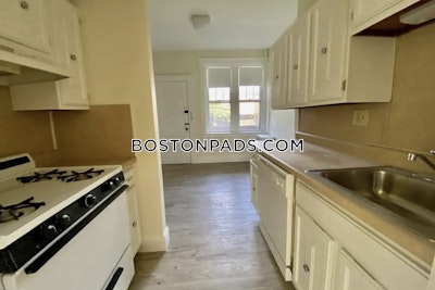 Brookline 3 Beds 1 Bath  Coolidge Corner - $4,100